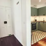 Castle View, Two Bedroom Лиссабон