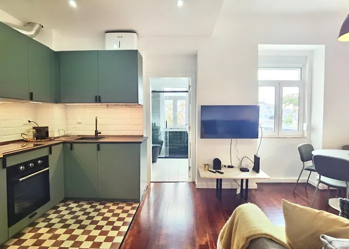 Castle View, Two Bedroom Daire *